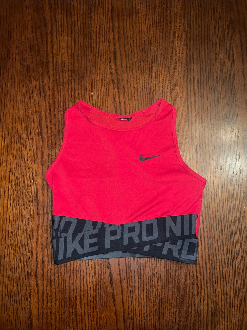 Nike Pro Women's Cropped Tank